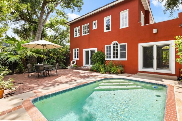 318 VITORIA AVENUE, Winter Park, FL 32789
