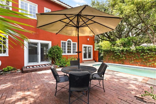 318 VITORIA AVENUE, Winter Park, FL 32789