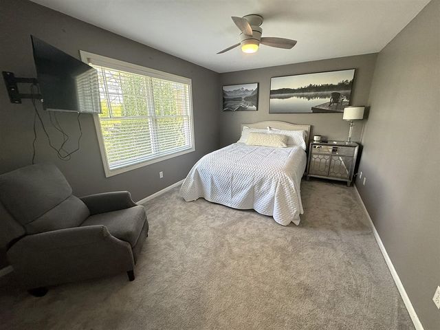4619 Oak Pointe Drive, Brighton, MI 48116