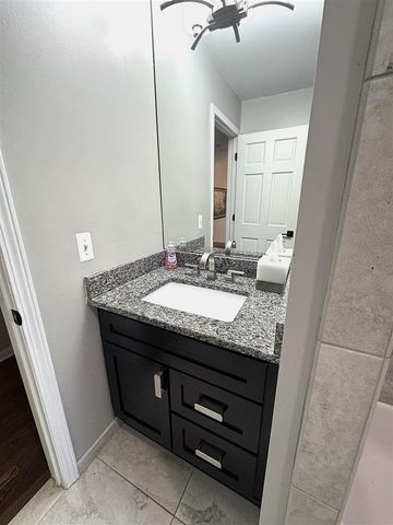 4619 Oak Pointe Drive, Brighton, MI 48116