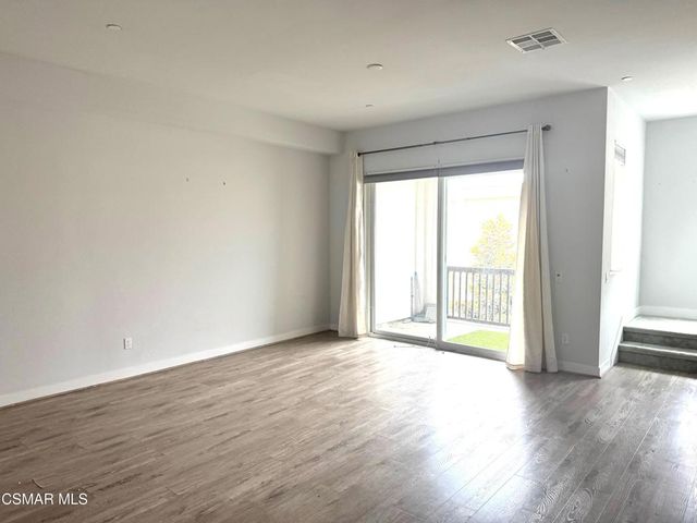 8314 N Peyton Way, West Hills, CA 91304