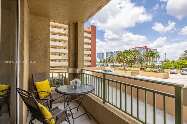 2080 S Ocean Dr 202, Hallandale Beach, FL 33009