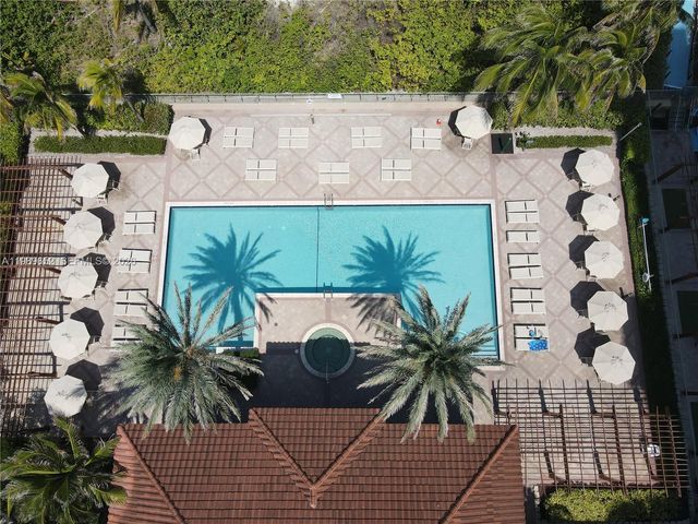 2080 S Ocean Dr 202, Hallandale Beach, FL 33009