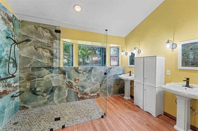 6203 FARTHING STREET, Tampa, FL 33647