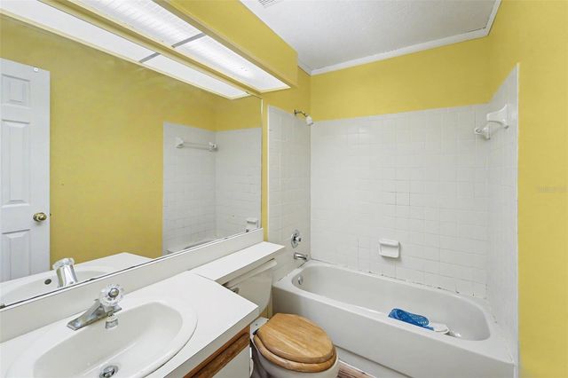 6203 FARTHING STREET, Tampa, FL 33647