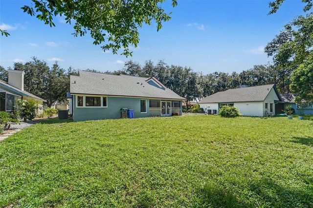 6203 FARTHING STREET, Tampa, FL 33647