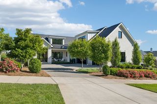 7376 Harlow Dr, College Grove, TN 37046