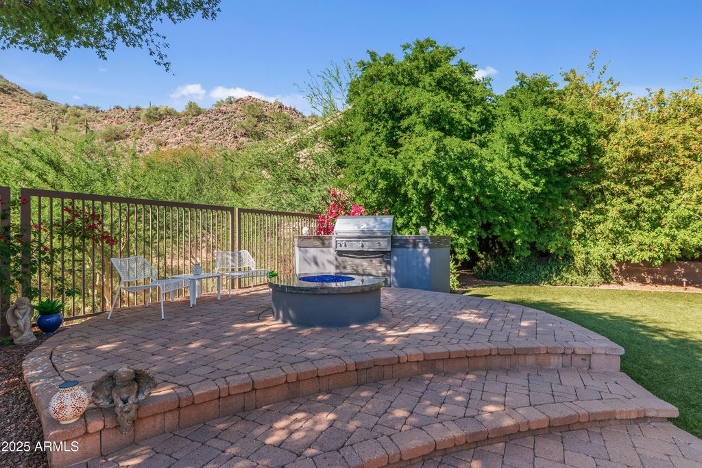 Image 25 of property listing at 14437 E WETHERSFIELD Road, Scottsdale, AZ 85259