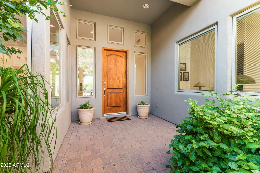 Image 6 of property listing at 14437 E WETHERSFIELD Road, Scottsdale, AZ 85259