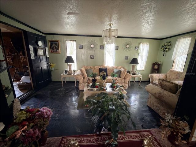 911 W 5TH STREET, Lakeland, FL 33805