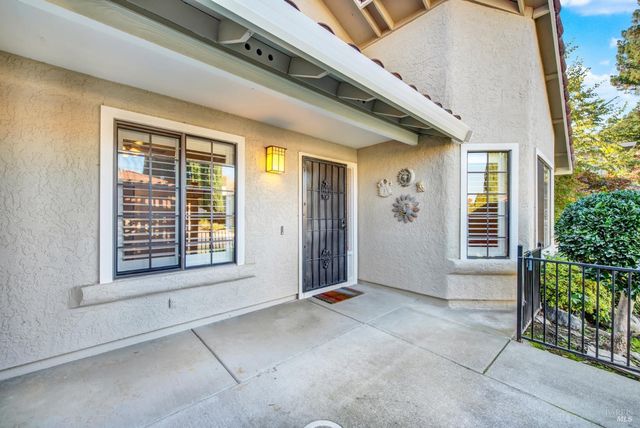 524 Arlene Dr, Vacaville, CA 95688