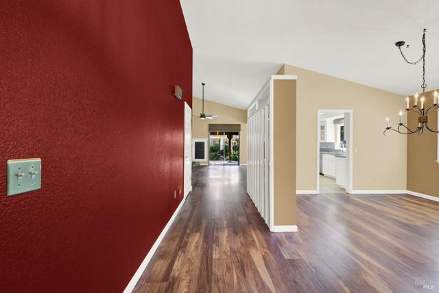 524 Arlene Dr, Vacaville, CA 95688