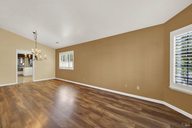 524 Arlene Dr, Vacaville, CA 95688