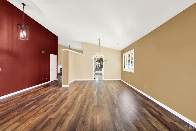 524 Arlene Dr, Vacaville, CA 95688