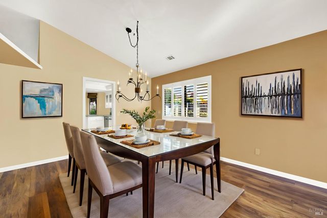 524 Arlene Dr, Vacaville, CA 95688