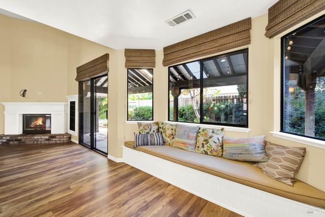 524 Arlene Dr, Vacaville, CA 95688