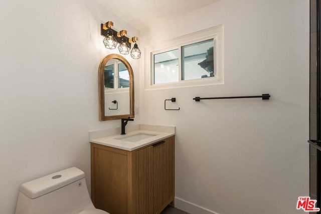 1881 Hackett Avenue, Long Beach, CA 90815