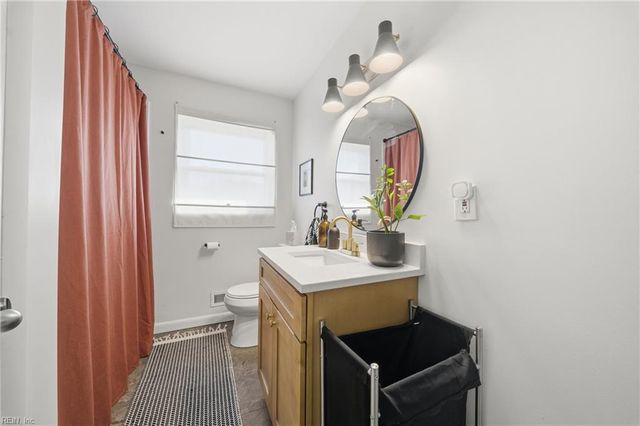 420 Gotham RD, Virginia Beach, VA 23452