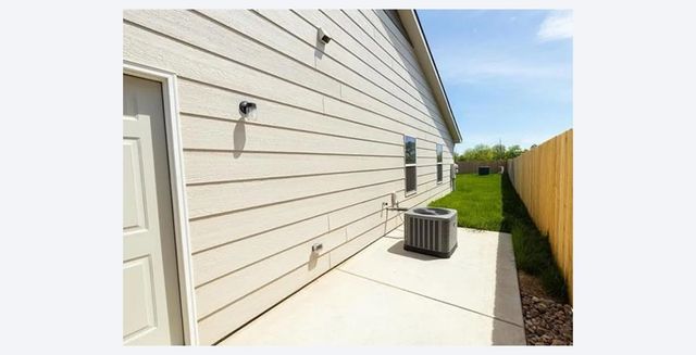 5030-5032 S Sycamore CT, Wichita, KS 67217