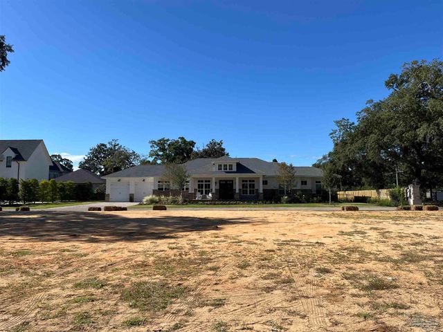 581 Chipley Ave, Pensacola, FL 32503
