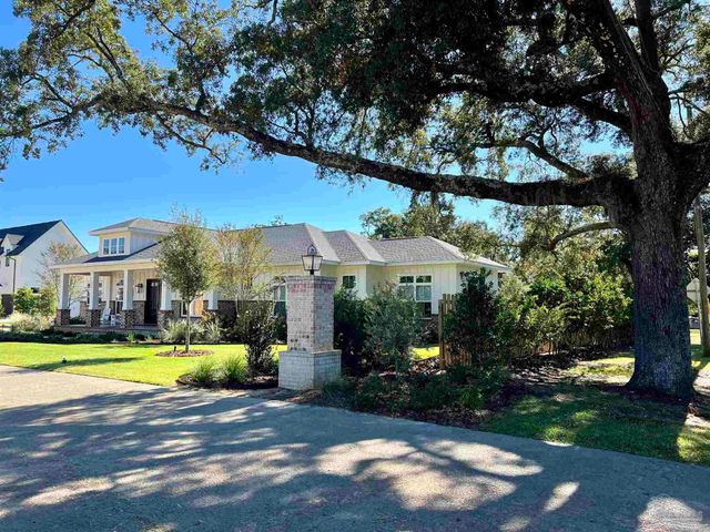 581 Chipley Ave, Pensacola, FL 32503