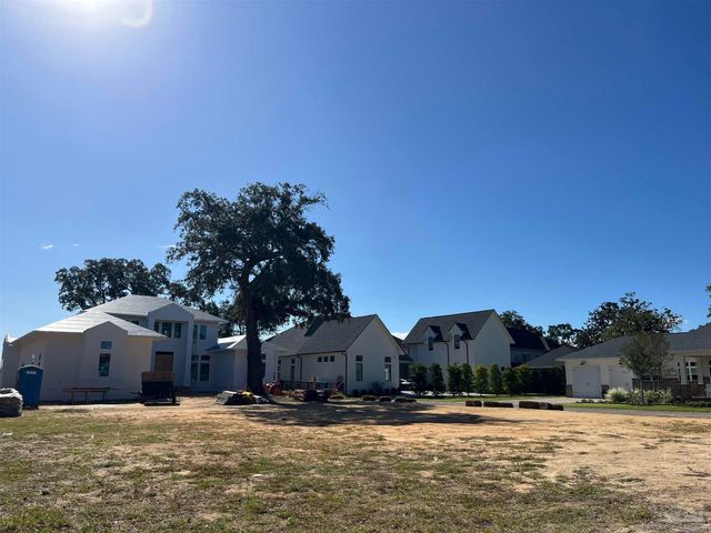 581 Chipley Ave, Pensacola, FL 32503