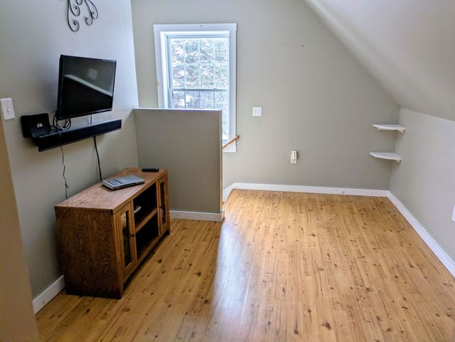 12 Melonys Way, Colebrook, NH 03576