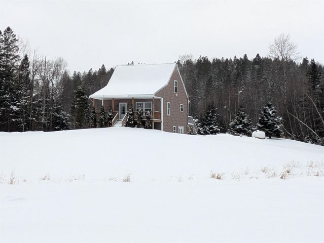 12 Melonys Way, Colebrook, NH 03576