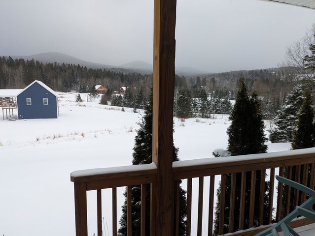 12 Melonys Way, Colebrook, NH 03576