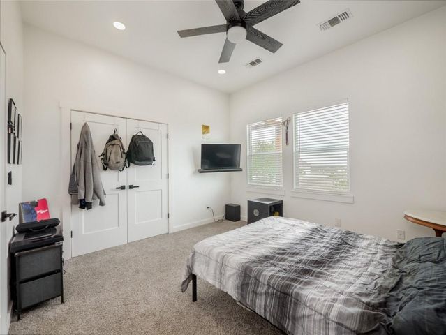 105 Mesa Grande CT, Marble Falls, TX 78654