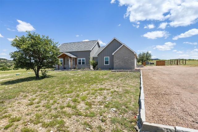 105 Mesa Grande CT, Marble Falls, TX 78654
