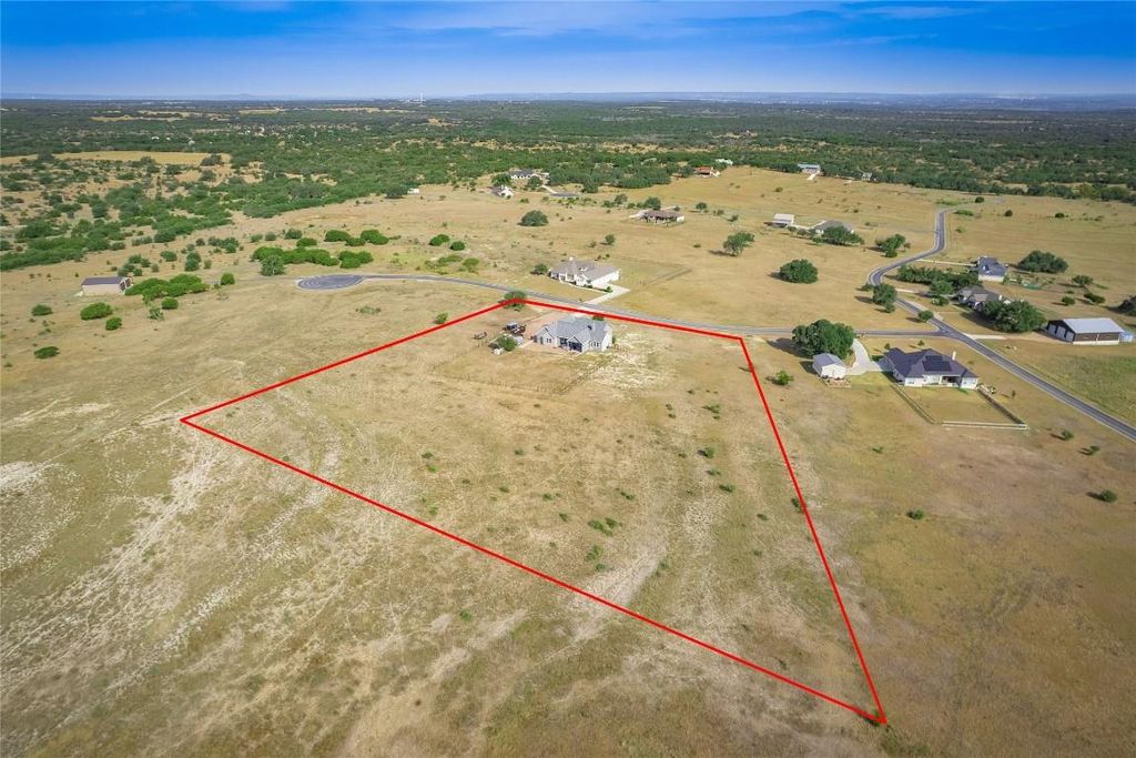 105 Mesa Grande CT, Marble Falls, TX 78654