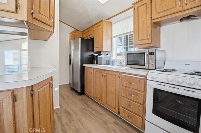 1295 S Cawston 11, Hemet, CA 92545