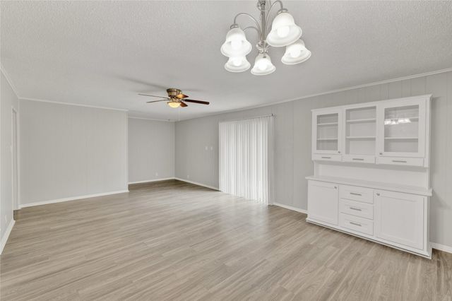 205 San Jacinto Court, Waxahachie, TX 75165