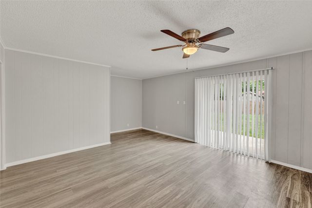 205 San Jacinto Court, Waxahachie, TX 75165
