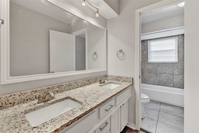 205 San Jacinto Court, Waxahachie, TX 75165
