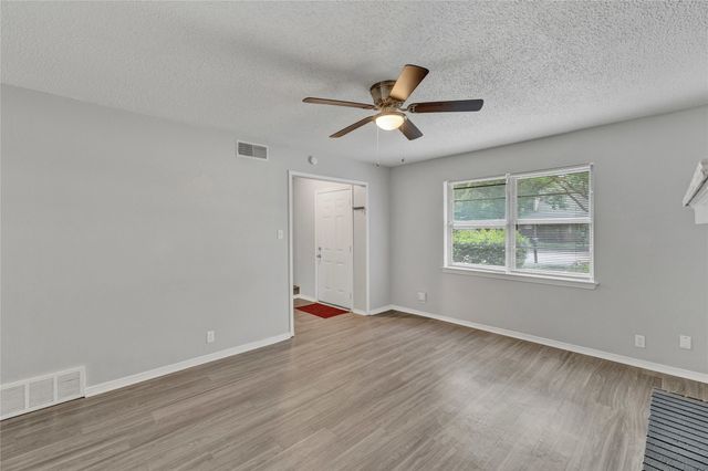 205 San Jacinto Court, Waxahachie, TX 75165