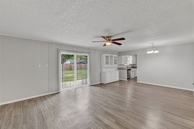 205 San Jacinto Court, Waxahachie, TX 75165