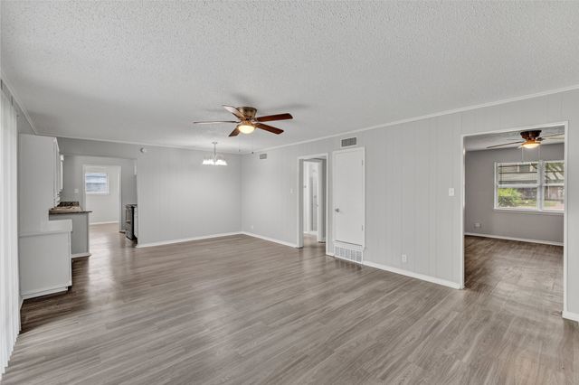 205 San Jacinto Court, Waxahachie, TX 75165