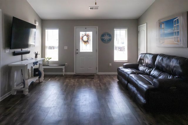 1792 Heirloom Dr., Conway, SC 29527