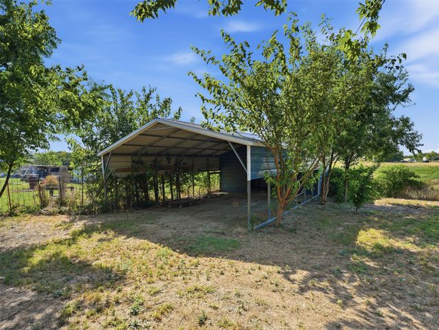 9608 Clark Street, Joshua, TX 76058