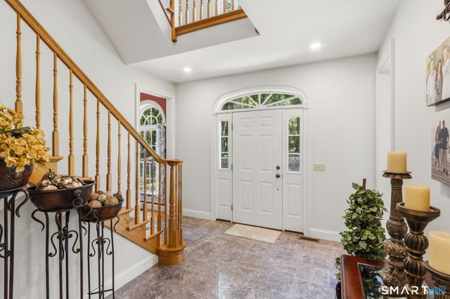 14 Bittersweet Way, Stonington, CT 06378