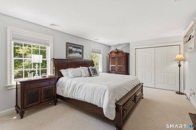 14 Bittersweet Way, Stonington, CT 06378