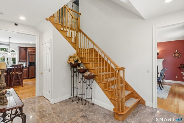14 Bittersweet Way, Stonington, CT 06378