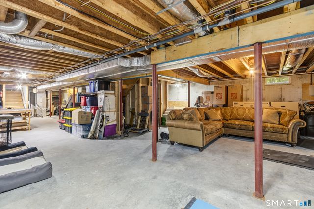 14 Bittersweet Way, Stonington, CT 06378
