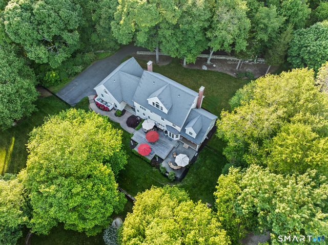14 Bittersweet Way, Stonington, CT 06378