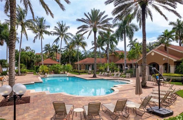 1220 Reserve WAY 205, Naples, FL 34105