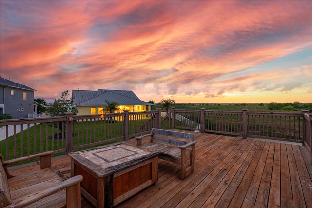 5321 Allen Cay Drives, Texas City, TX 77590