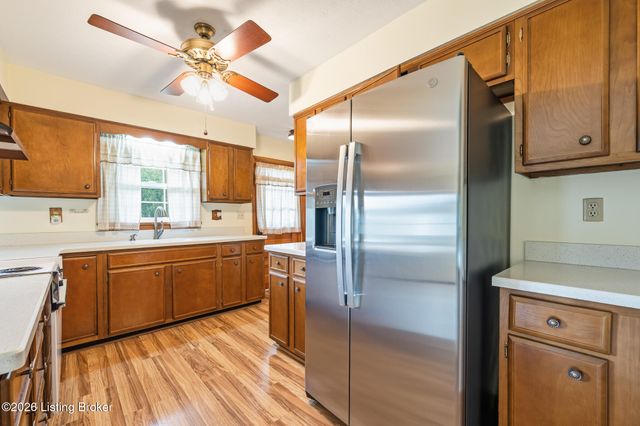 4207 Final Dr, Louisville, KY 40219