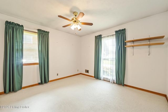 4207 Final Dr, Louisville, KY 40219